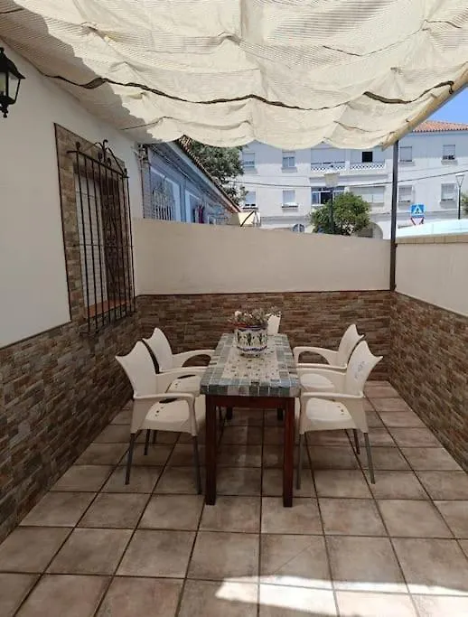 Casa Familiar Patio Y 2 Banos Con Aire Acondicionado Lejlighed Málaga